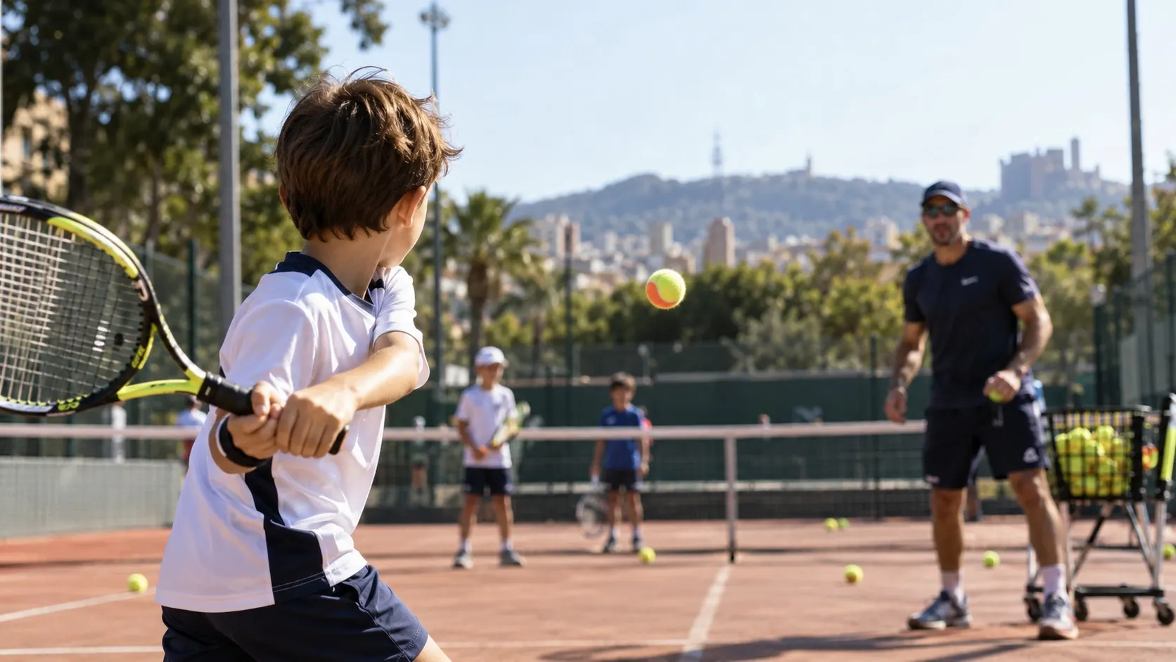 Entrenamiento infantil de tenis