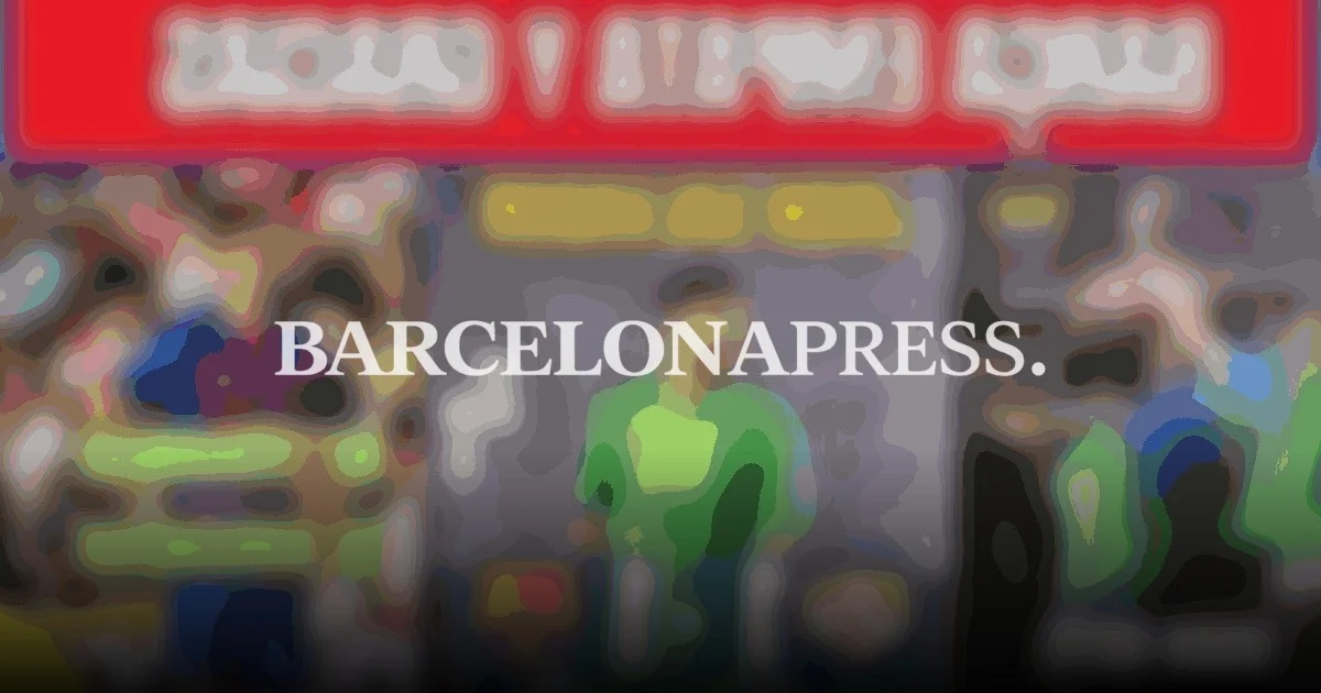 El Barça sobrevive al asedio del Rayo gracias a Araujo y Joan García