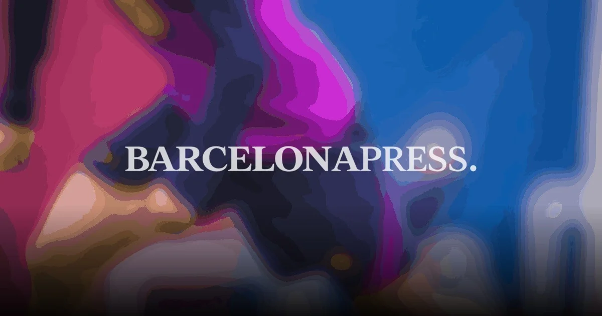 Fermín López regresa a los entrenamientos del Barça con una máscara protectora